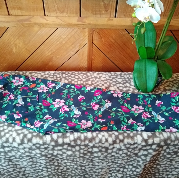 NWT Time and Tru Floral Leggings - Picture 3 of 9